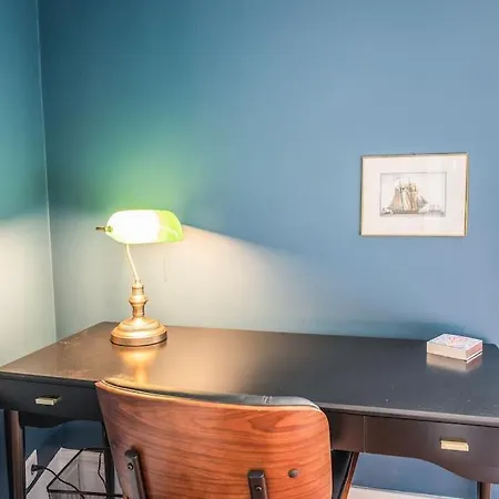 Art Deco Apartment Porto